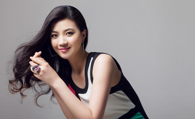 女子九球世界冠军付小芳,春日里的一抹清新