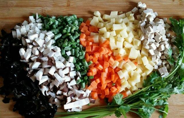 怎样做出正宗的岐山臊子面哪?告诉你秘制配方,在家也能做出来