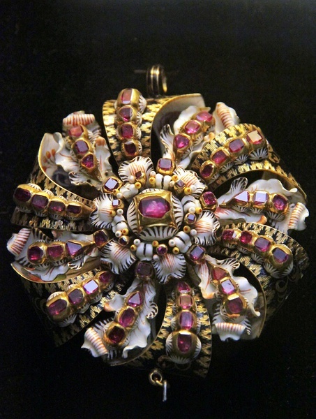 欧洲古典珠宝设计