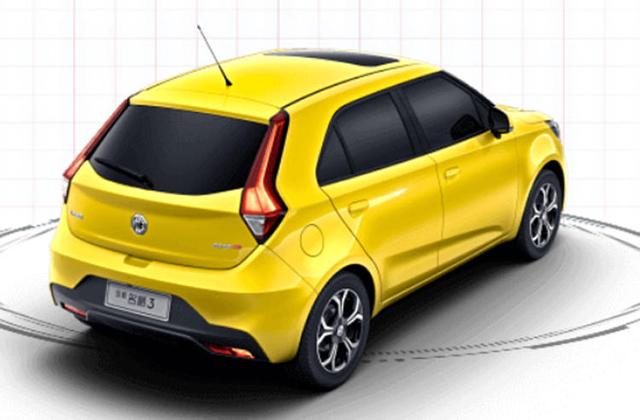 高颜值两厢小车超车基因仅5万多油耗56l