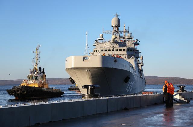 俄海军新一代登陆舰竟然花费14年才服役:还不如直接找我们购买了