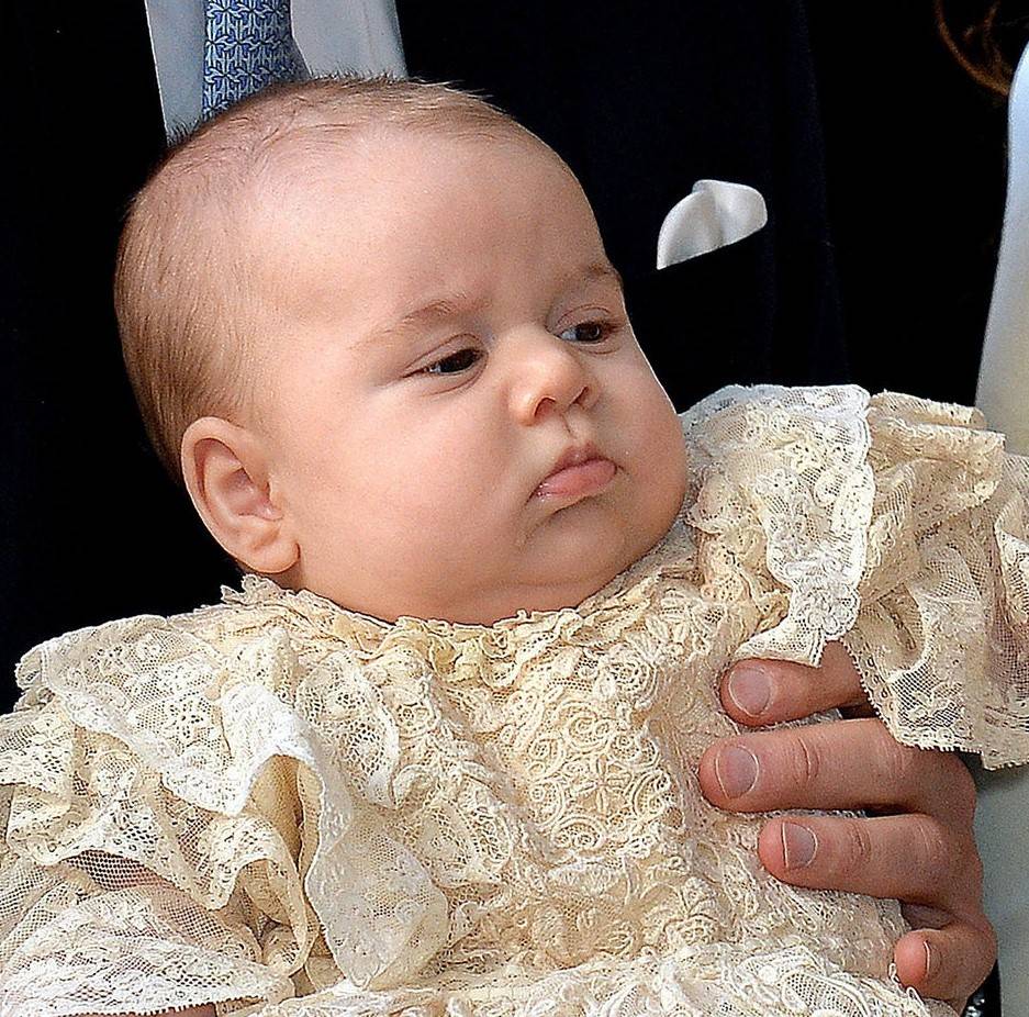 乔治王子5岁生日了!7张官方照片回顾,褪出婴儿肥后变得帅气十足