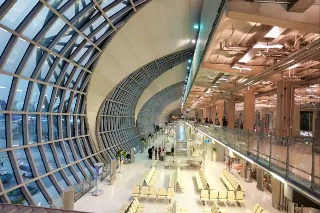 美国哈茨菲尔德-杰克逊国际机场42,哥伦比亚波哥大埃尔多拉多国际机场