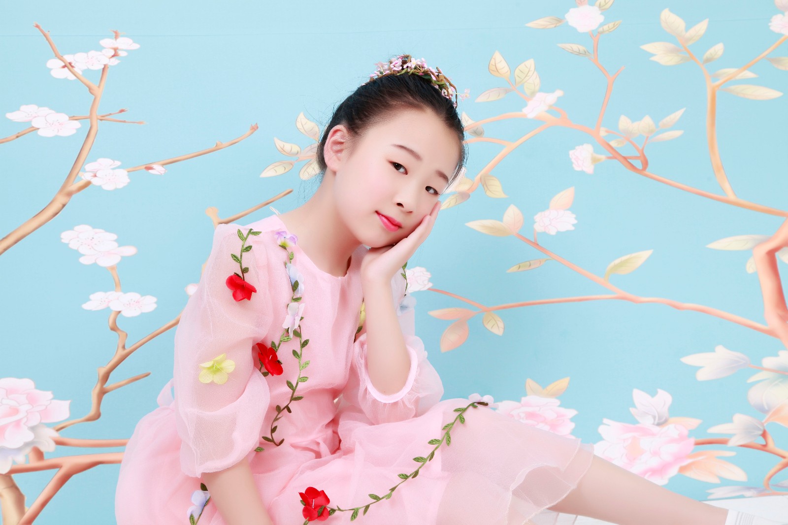 管仁红陈心蕊《春临江南》首发 演绎诗画中国风