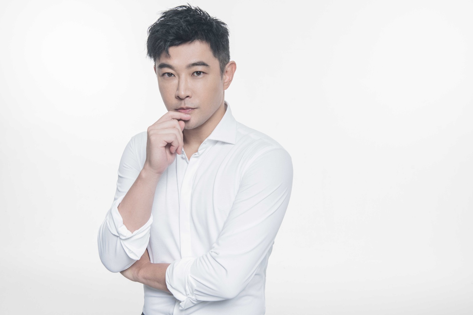 黄维德质感写真曝光 皮衣型男荷尔蒙炸裂|黄维德|型男|荷尔蒙_新浪新