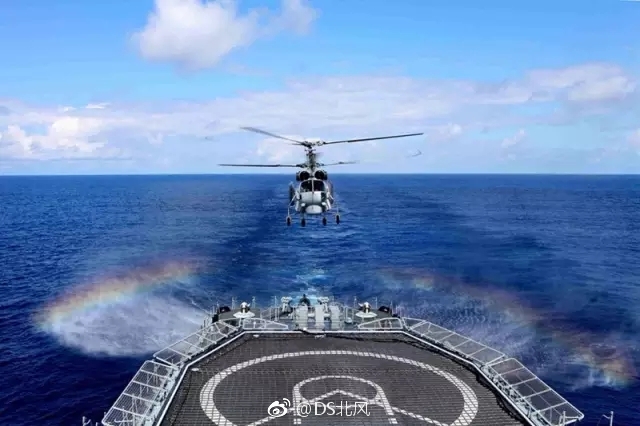 在全海军首开海上超视距打击先河的"海上铁拳"东海舰队某驱逐舰支队