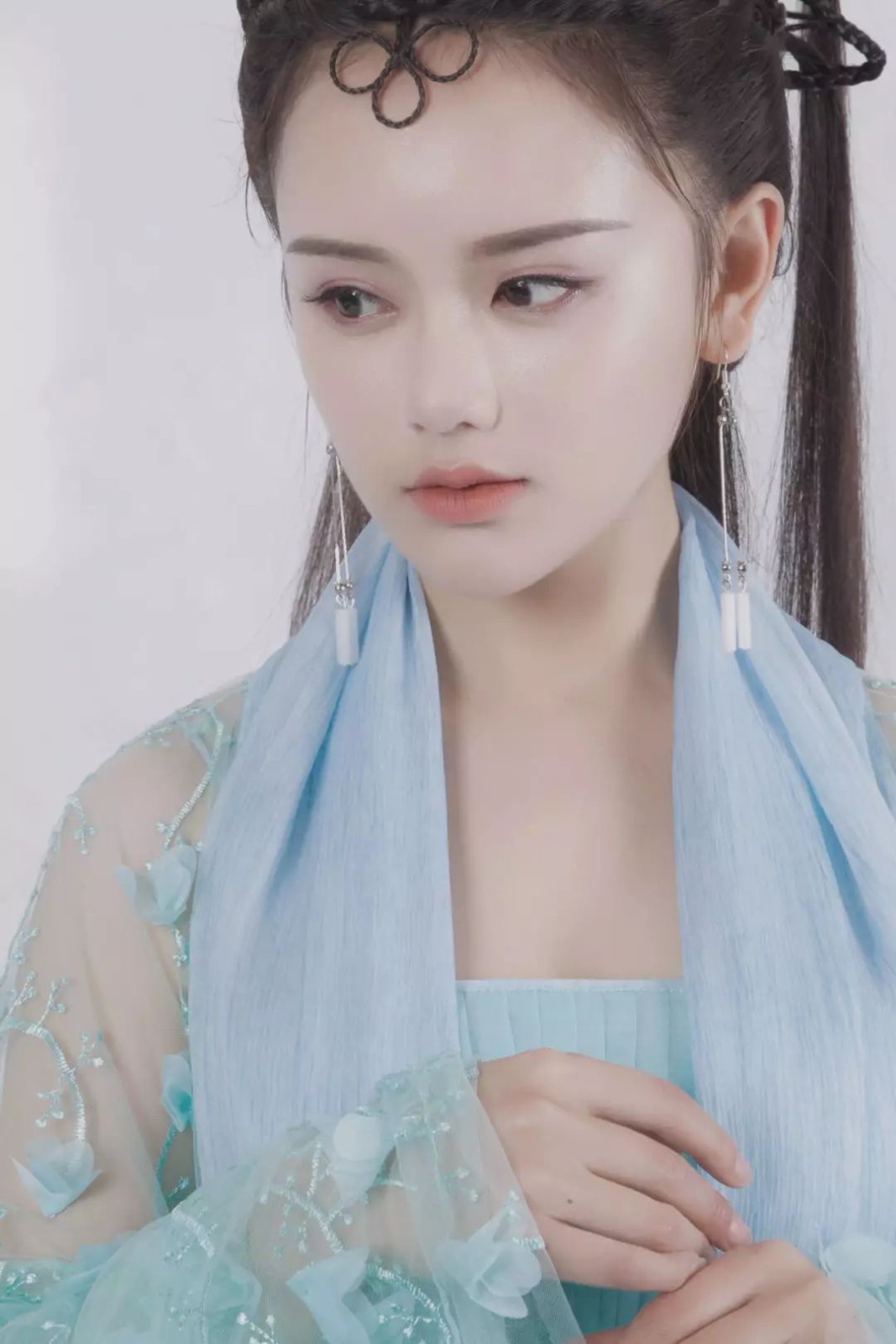 活久见这么好看的蜘蛛精要嫁给你