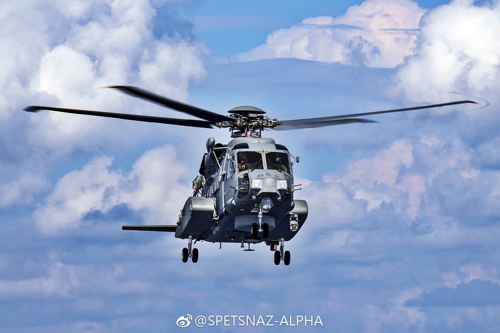 2018年8月,加拿大的西科斯基ch-148"旋风"直升机(sikorsky ch-148