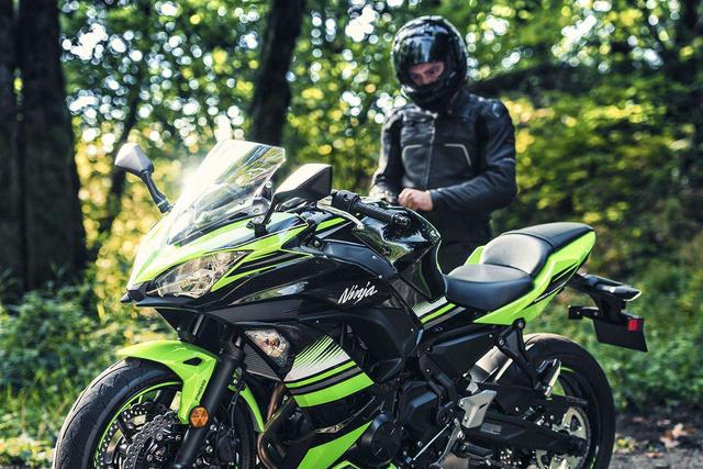 你才是超跑,你全家都是超跑,全新运动旅行车——川崎ninja 650