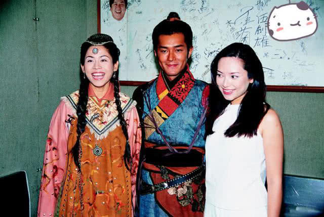 时隔17年古天乐宣萱再合体拍戏电影杀青宴上女方秀望夫眼技能