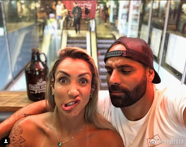 巴西名将塔伊萨和男友订婚,恭喜