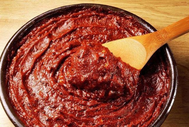 拌饭美食:又甜又辣,吃了会上瘾的韩式辣椒酱