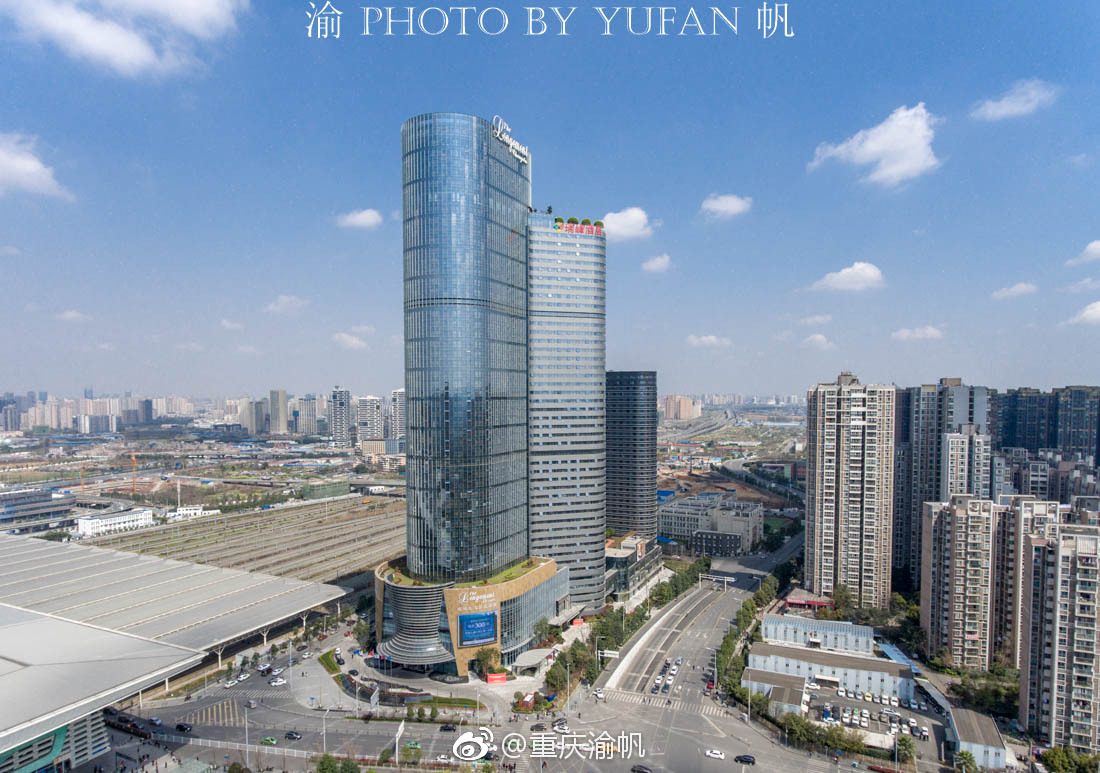 今晚入住中国最大的酒店集群——成都龙之梦酒店群|集群|酒店|龙之梦_新浪新闻