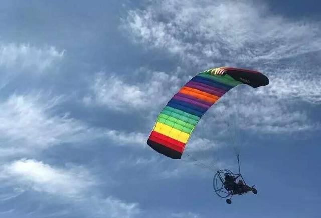 堪称史上最刺激的漂流,外加惊险空中漫步,敢不敢试试