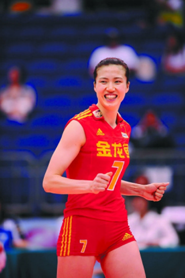 39岁女排女神周苏红,嫁给大8岁富豪很幸福,依旧美如少女!