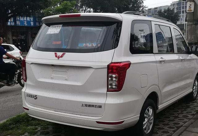 2019款五菱宏光实车到店,宽度加大,又是大卖的节奏!