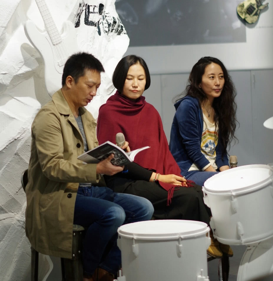 前妻却重现江湖气场全开,时隔多年两人差距大|窦唯|姜昕|高原_新浪网