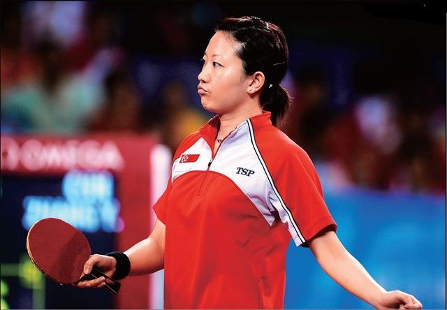 中国女乒名将加入新加坡籍,同居5年被男友抛弃,如今回国嫁富商