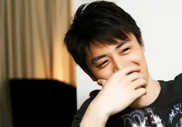 男星化妆是对演员这个职业的尊重?难怪王思聪会说他是苦瓜脸!