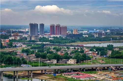 河南最委屈人的城市火车站建立半个世纪都没有厕所