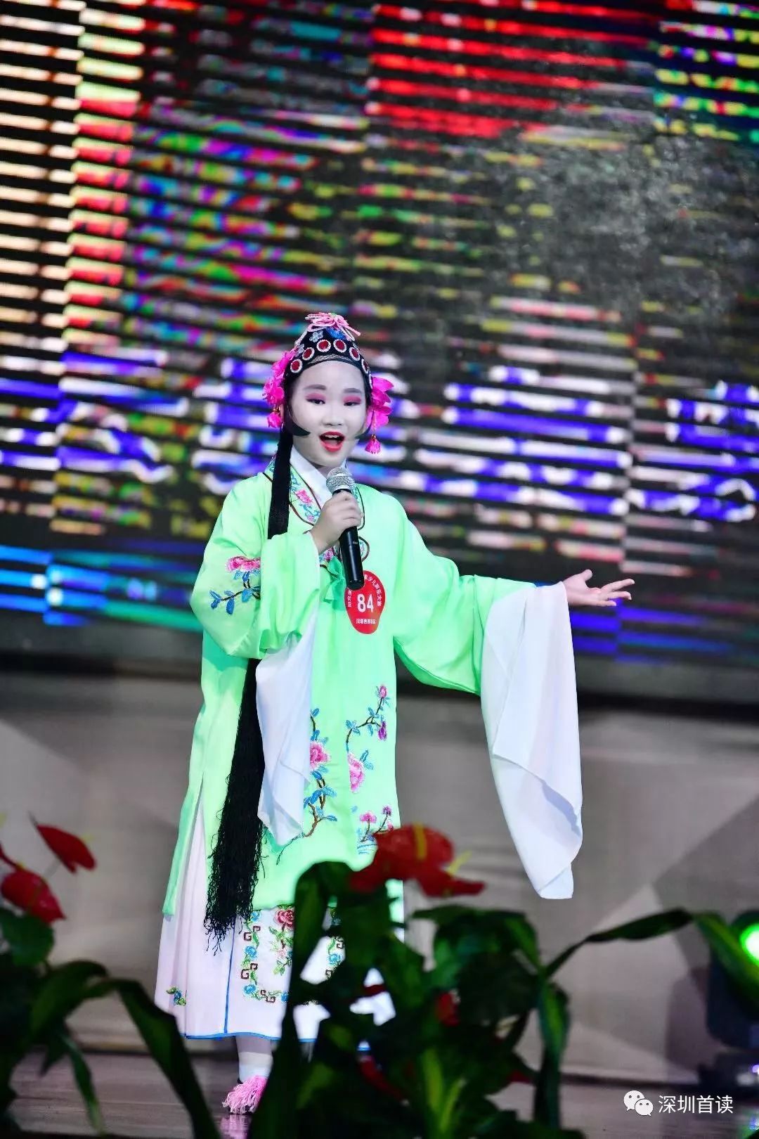 演唱水平也越来越强,表演也越来越精彩,如:113号-林杨《大青衣》,今天