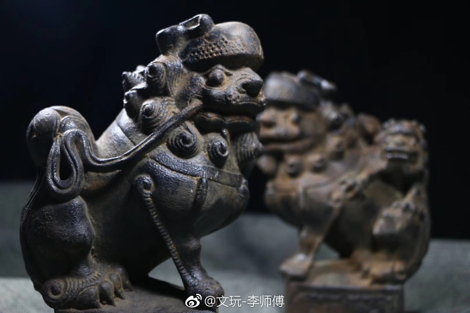 清代铁狮子一对