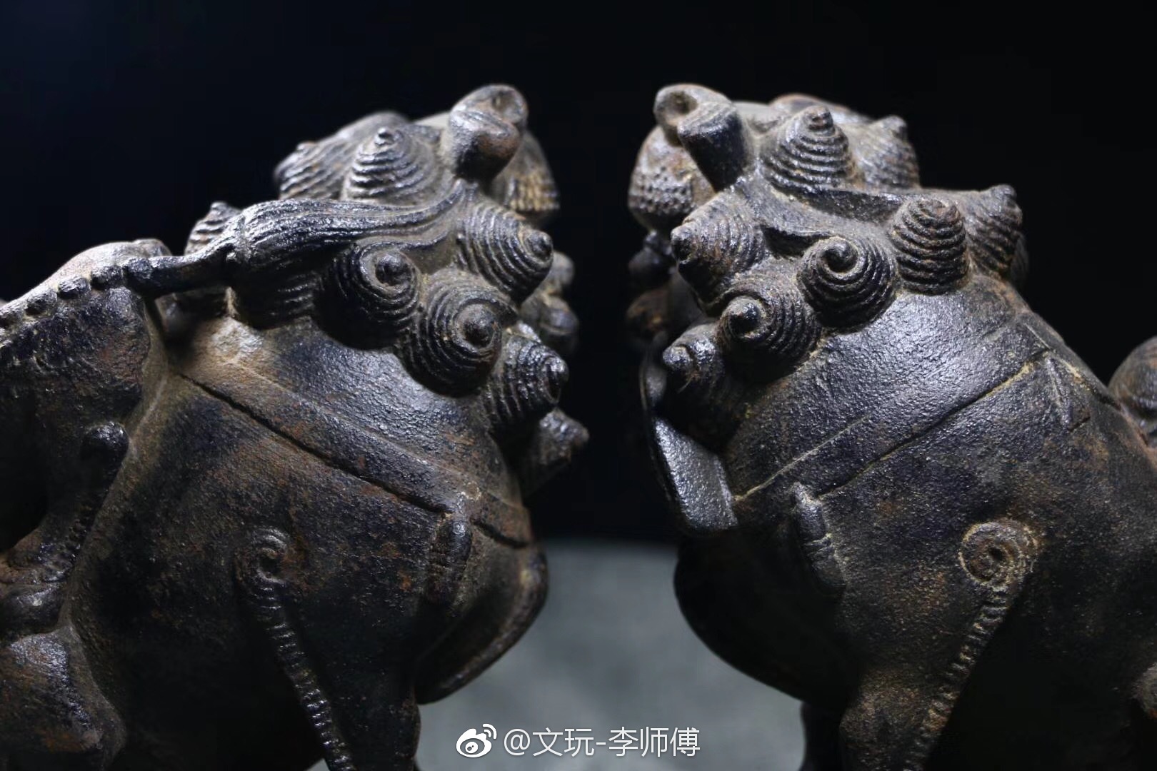 清代铁狮子一对