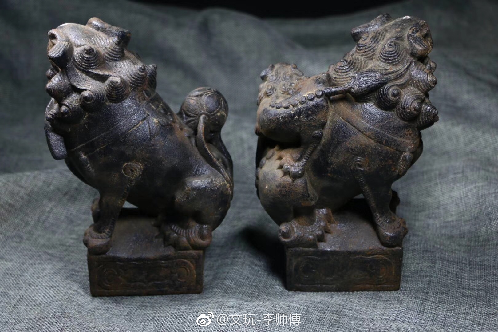 清代铁狮子一对