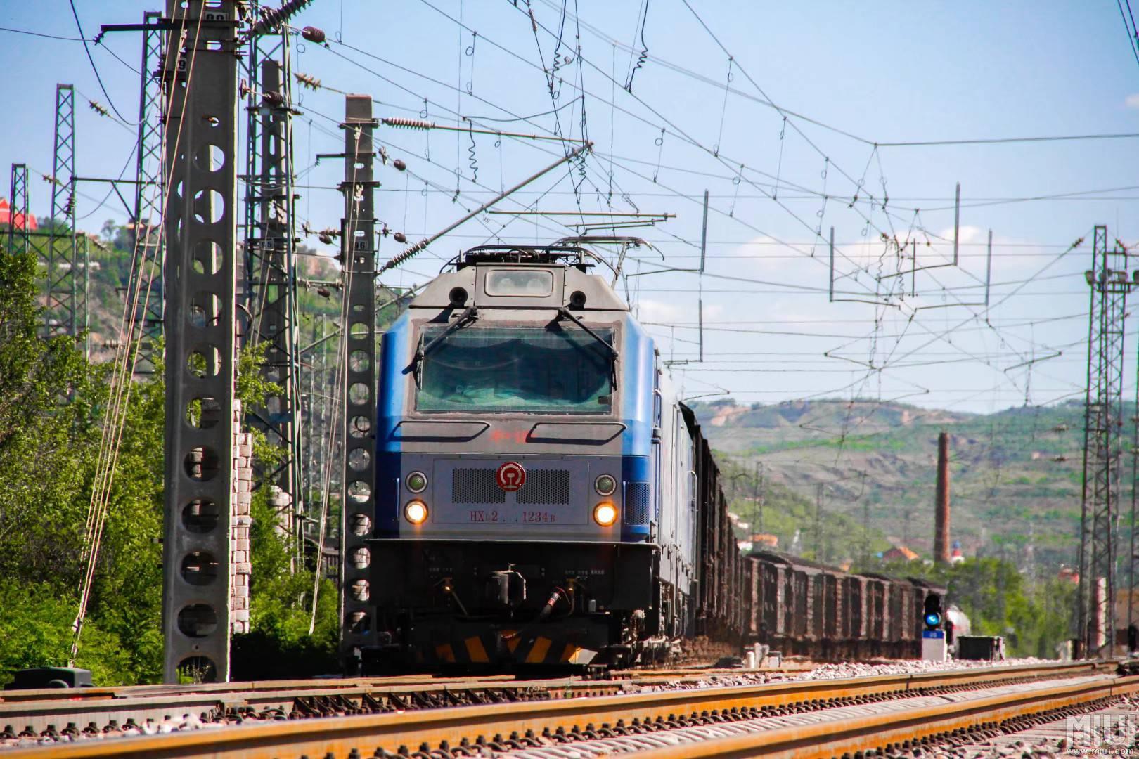 火车上的乘客排泄物都去哪了?答案你真的想不到!