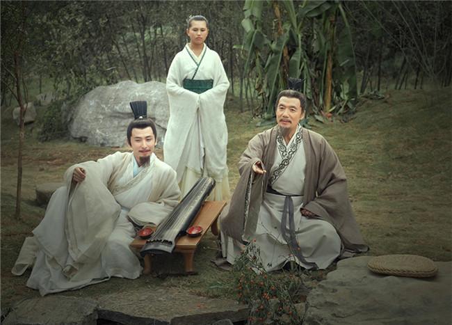 与蔡文姬齐名的才女,一辈子瞧不起自己的丈夫,却为他守节一生!|谢安|谢道韫|王凝_新浪新闻