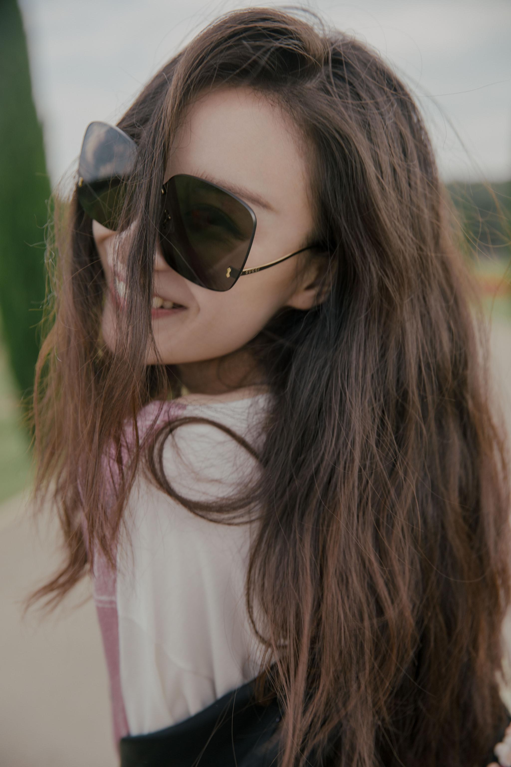 元气满满的倪妮搞怪自拍美美哒