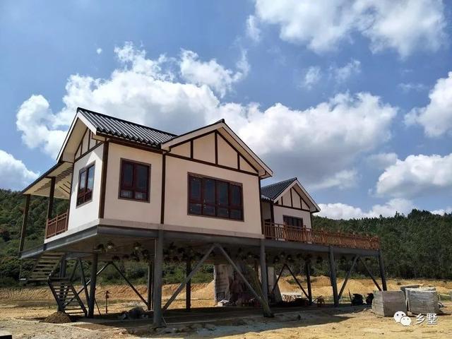 广东农村140万建新中式别墅,造价6900多一平,能比城市买房好?