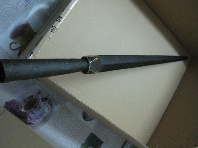 据考证,岳云的铁椎,不是下图的锤可惜,也是假象.买个关子,最后说哦.