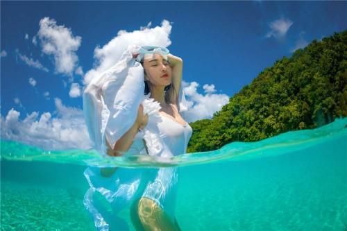 母其弥雅碧海演绎镜花水月宛若水精灵