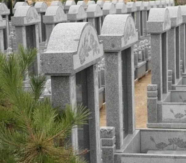 墓地太贵,有人买房存骨灰