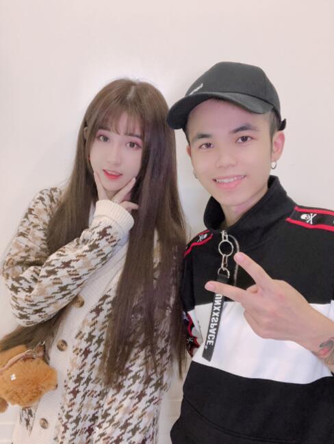 杨清柠做头发又爆新男友回应复合不可能网友你好绿兄