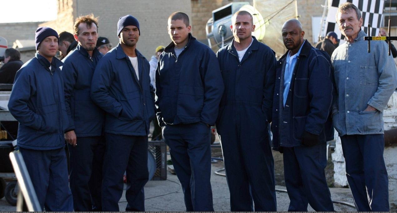 特工还是黑帮?美式suv林肯领航员和凯迪拉克凯雷德之争