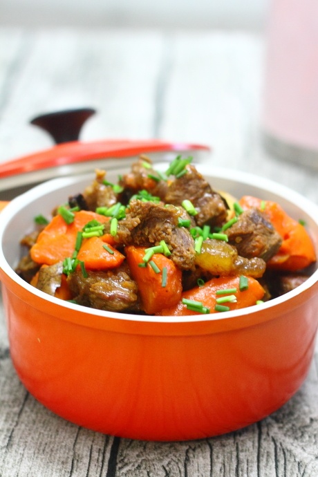 胡萝卜炖牛肉,营养又美味,全家都爱吃