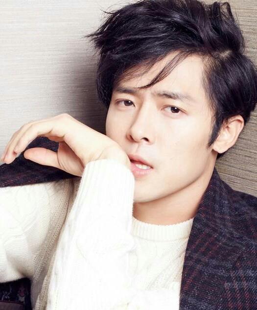 付辛博现役法拉利 新浪网