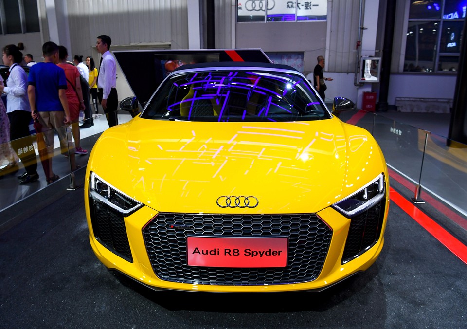 钢铁侠最喜欢的座驾全新奥迪r8现身长春车展