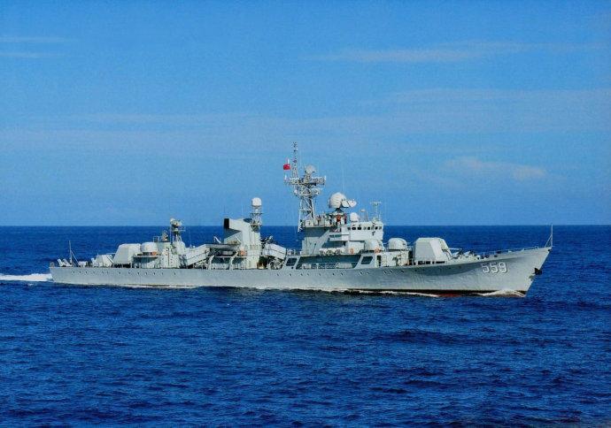 中国白送此国一艘军舰,却遭挑肥拣瘦:嫌弃太过老旧不够先进