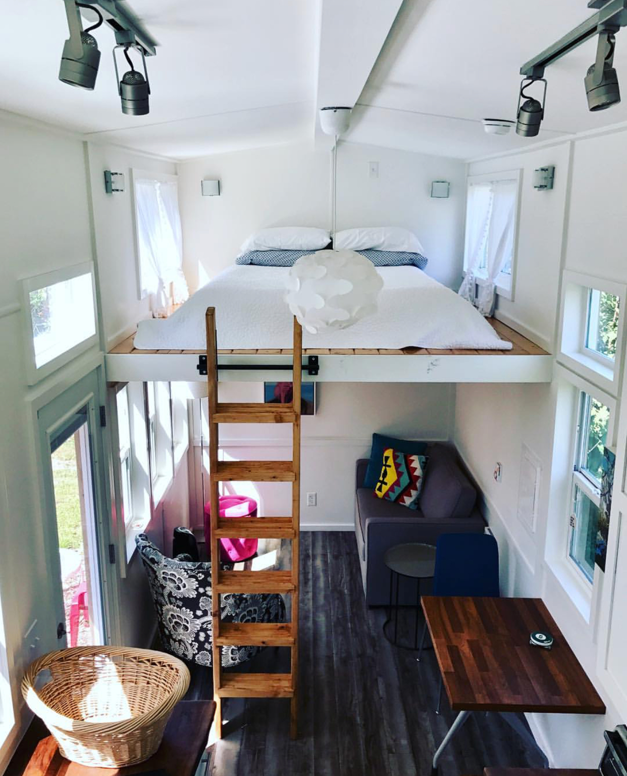 又一波 loft bed 设计 .