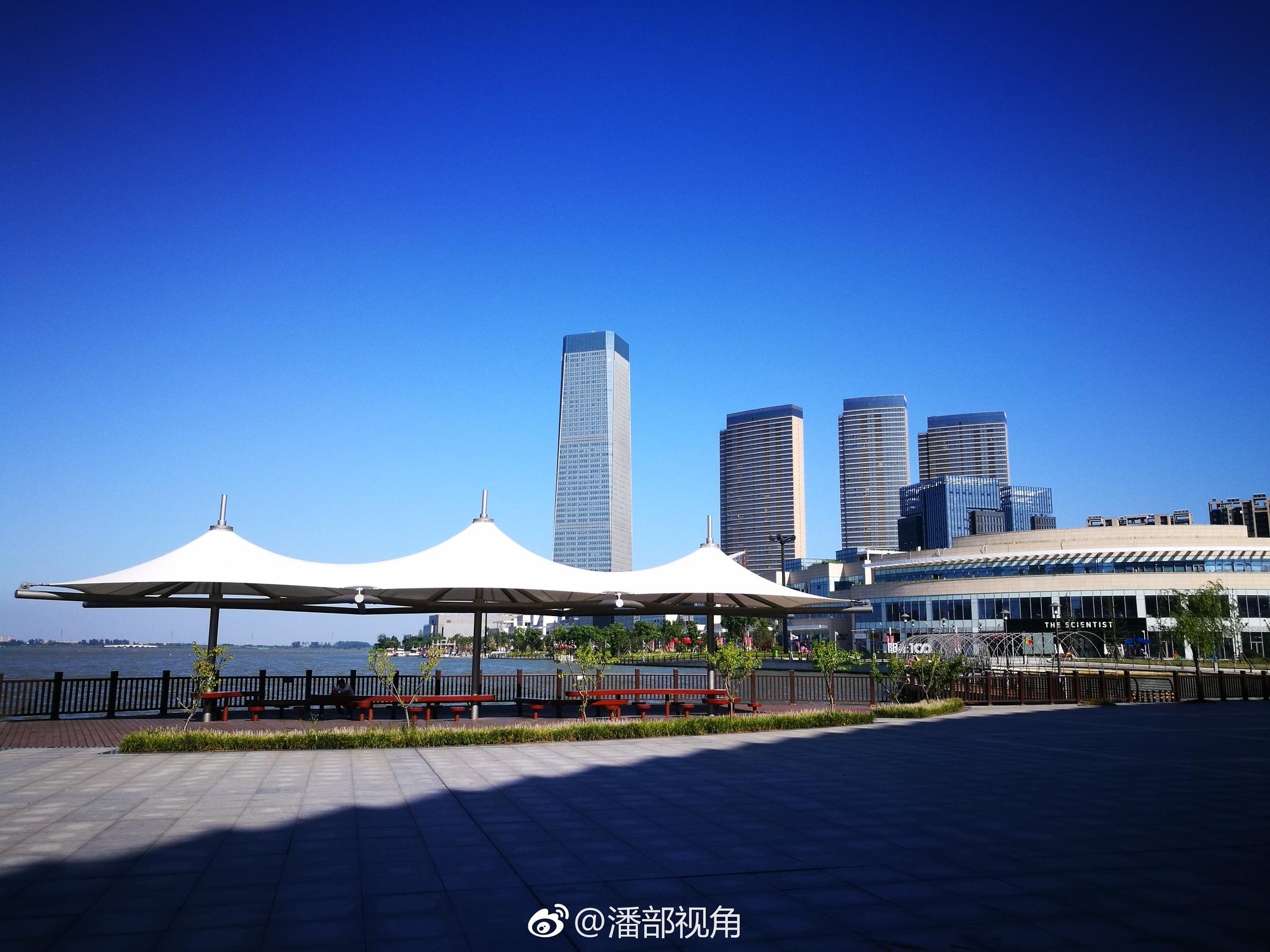 周末的宜兴东氿,蓝天下的一座新城,尽现高大上.