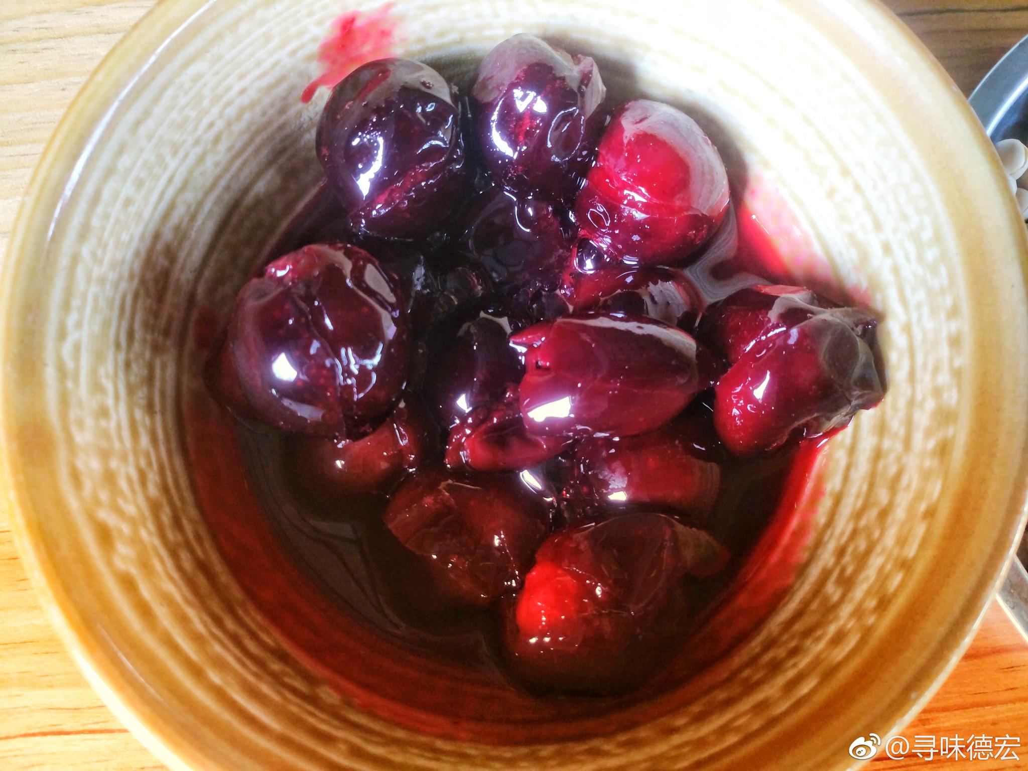 吃个胭脂果,做回吸血鬼