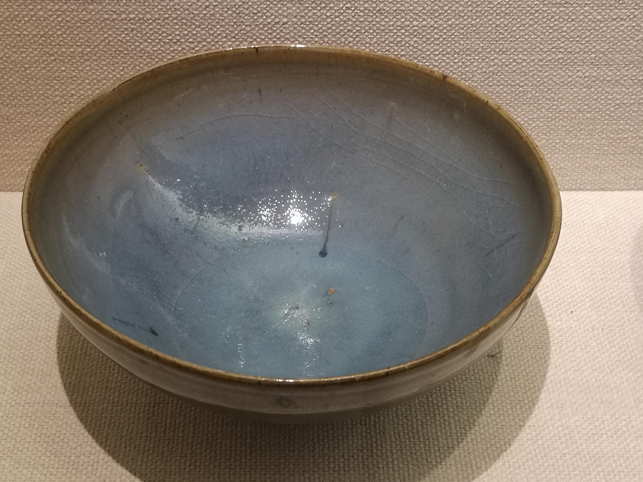 开封博物馆藏的宋代钧瓷钧瓷是宋代五大名瓷之一