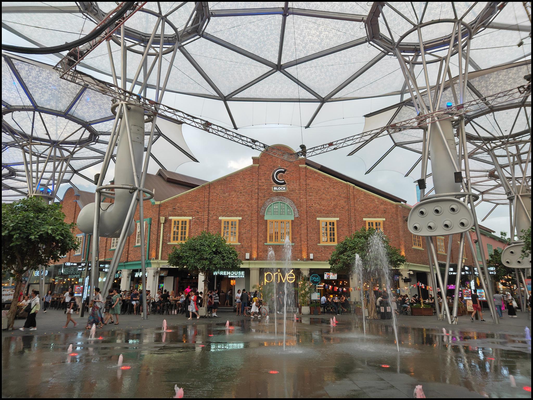 夕阳下的克拉码头clarke quay新加坡的世外桃源有很多风格
