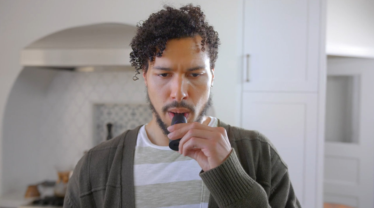 高科技智能设备,吹口气就能帮你减肥,爱美女孩要疯了