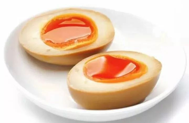 溏心鸡蛋确实好吃,但不营养!