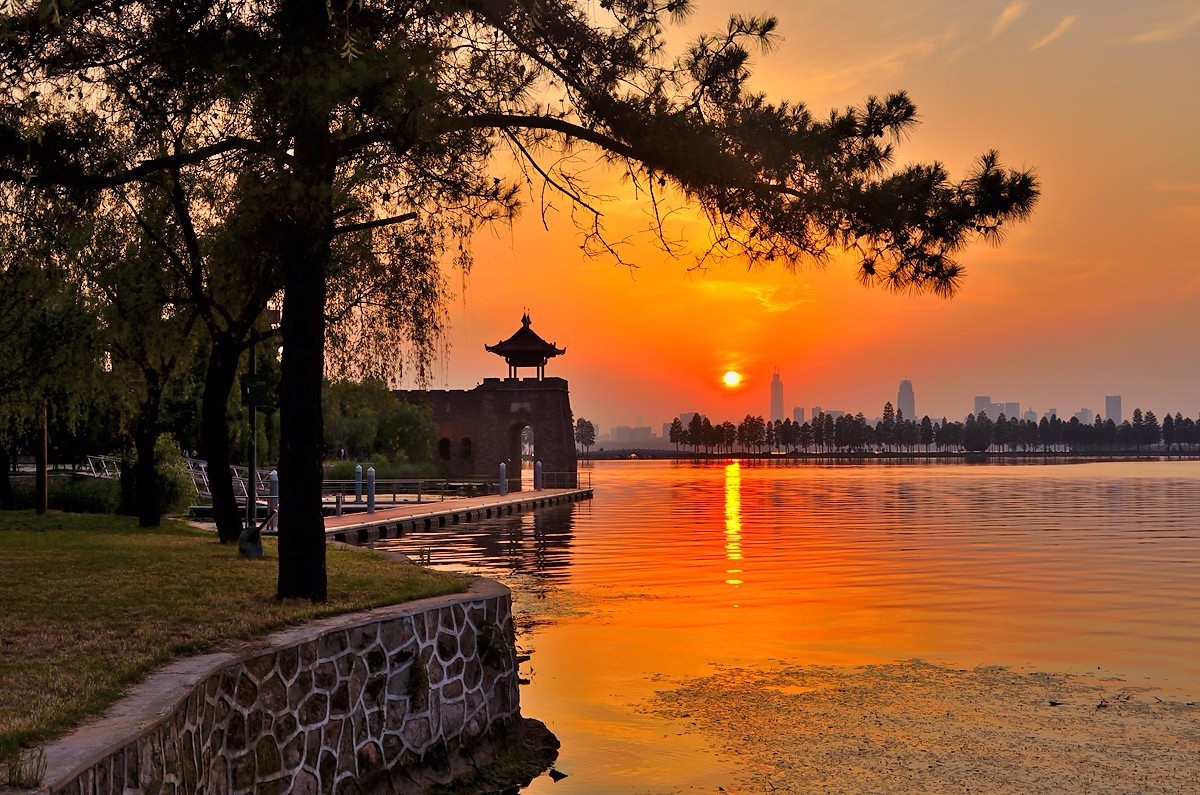 来武汉旅游,除了长江大桥黄鹤楼,还有这东湖绿道值得一逛!|东湖|长江大桥|黄鹤楼|武汉|旅游_新浪新闻