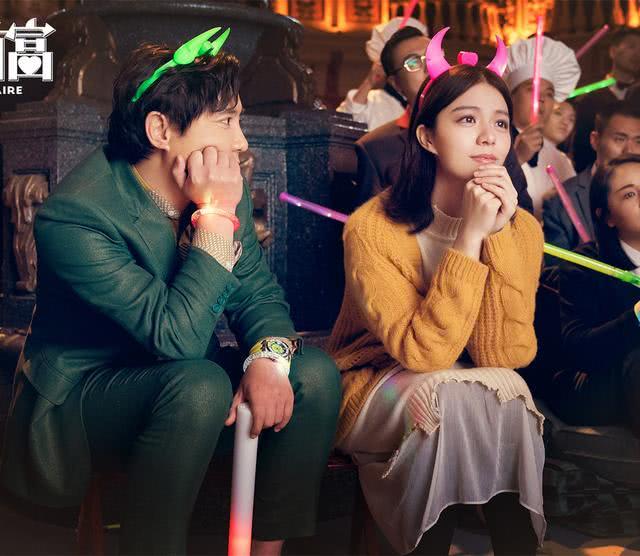 19岁还在跑龙套,23岁一夜成名,近期更是狂揽25亿票房!